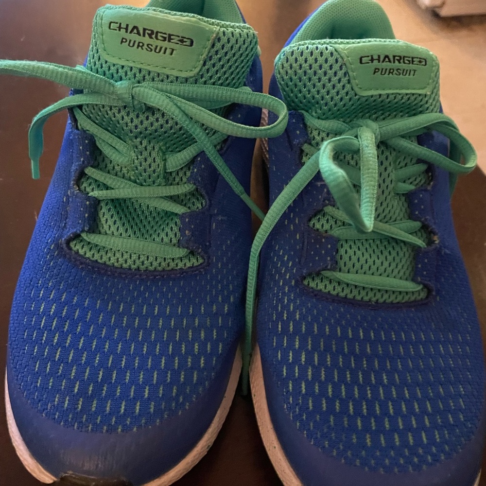 Tonight only everything half off brand new sneakers size 6